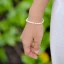 Perlový NÁRAMEK - WHITE SIMPLY - Barva zapínání: Stříbrná, Délka: Do 15 cm