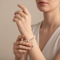 Perlový NÁRAMEK - WHITE SILVER BUBBLE