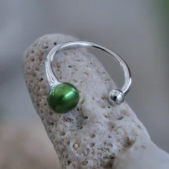 Stříbrný prsten s perlou - GREEN