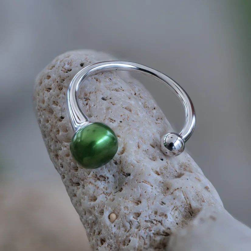 Strieborný prsteň s perlou – GREEN
