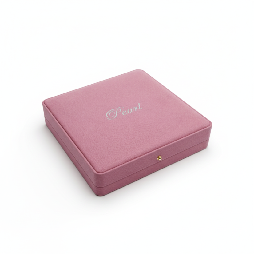 Perlový náhrdelník LOVE v dárkovém balení